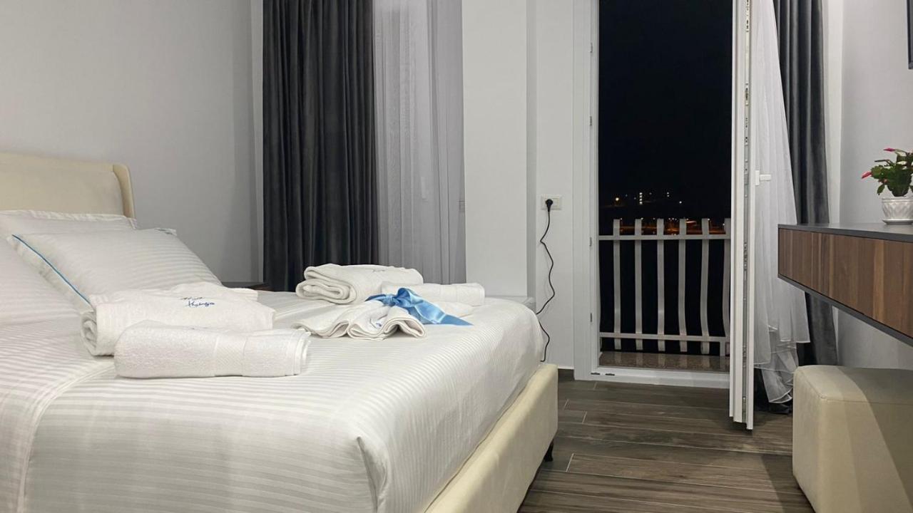 Bujtina Xhabakja Ξενοδοχείο Belsh Εξωτερικό φωτογραφία